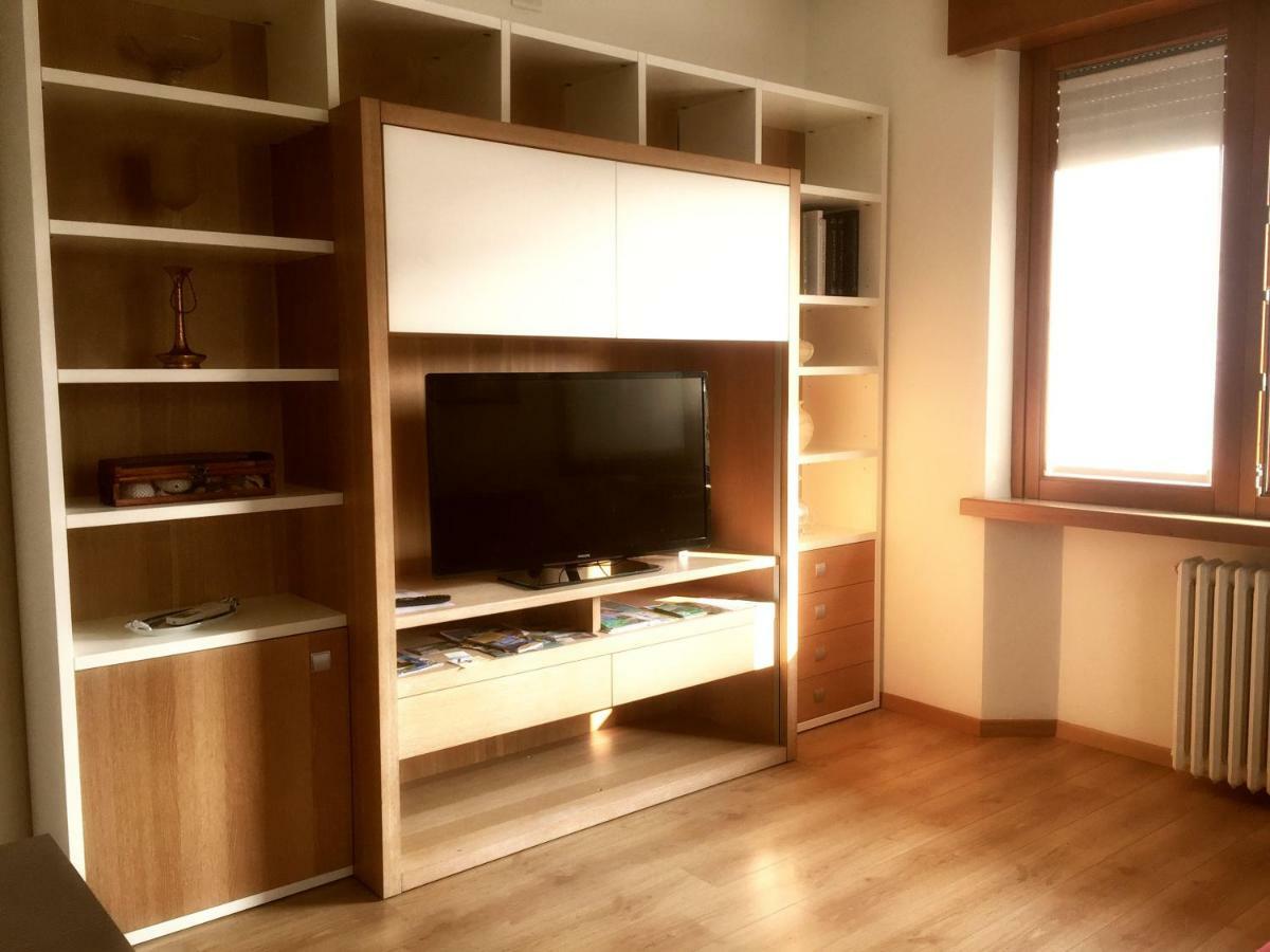 Residenza Bouganville 托里德尔贝纳科 外观 照片